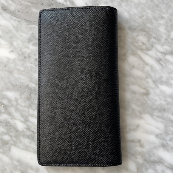 ***SOLD*** Louis Vuitton Brazzaville wallet - Picture 5 of 6